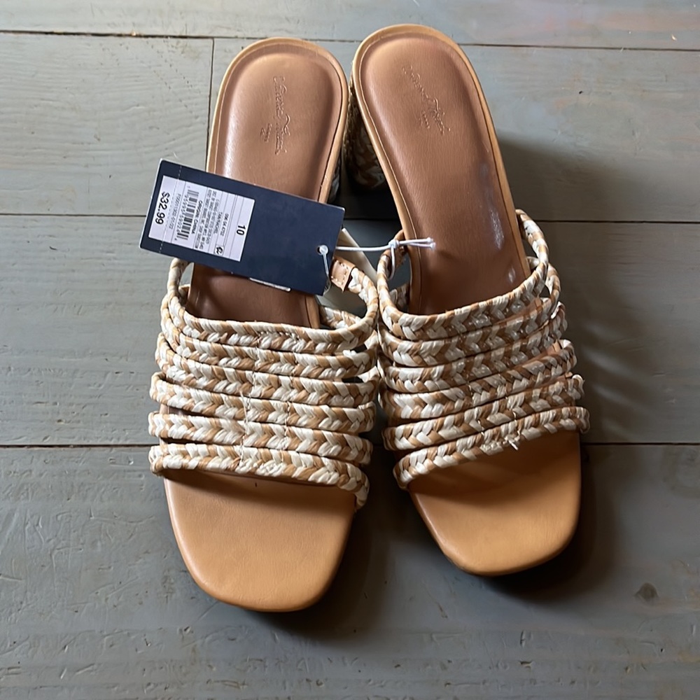 Women’s Size 10 Universal Thread Rachel Mule Heels/Sandals - Picture 3 of 7